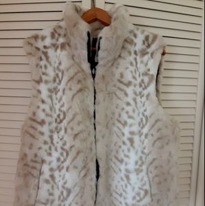 Women's Acrylic Fur Vest